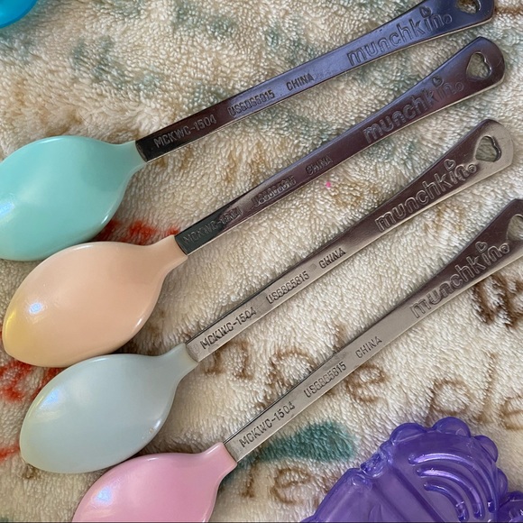 Non Toxic Teether, Spoon & Rattle Bundle - Picture 6 of 8